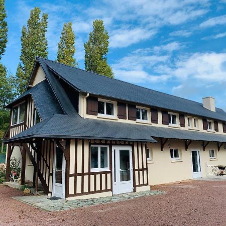 Gite Du Parc Du Moulin Du Pre Bavent Kültér fotó