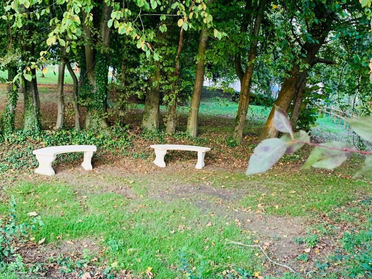 Gite Du Parc Du Moulin Du Pre Bavent Kültér fotó